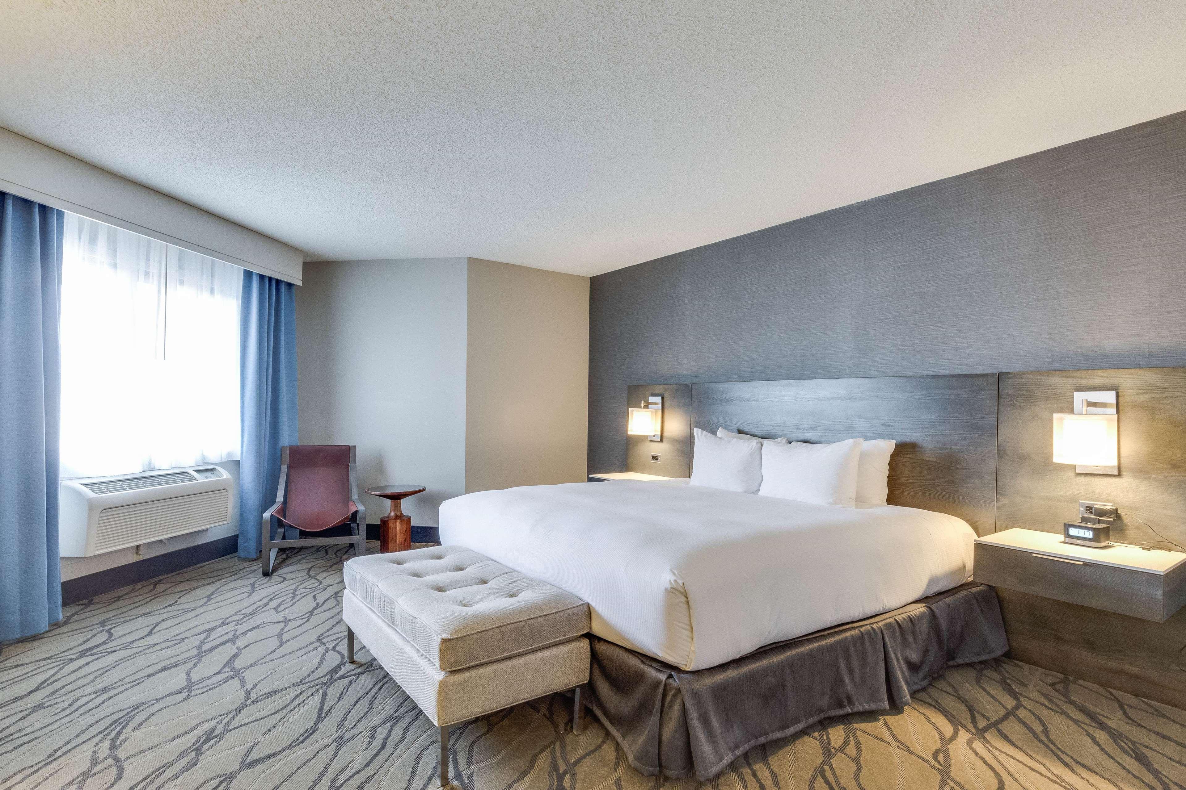 Hotel Doubletree By Hilton Racine Harbourwalk Exterior foto