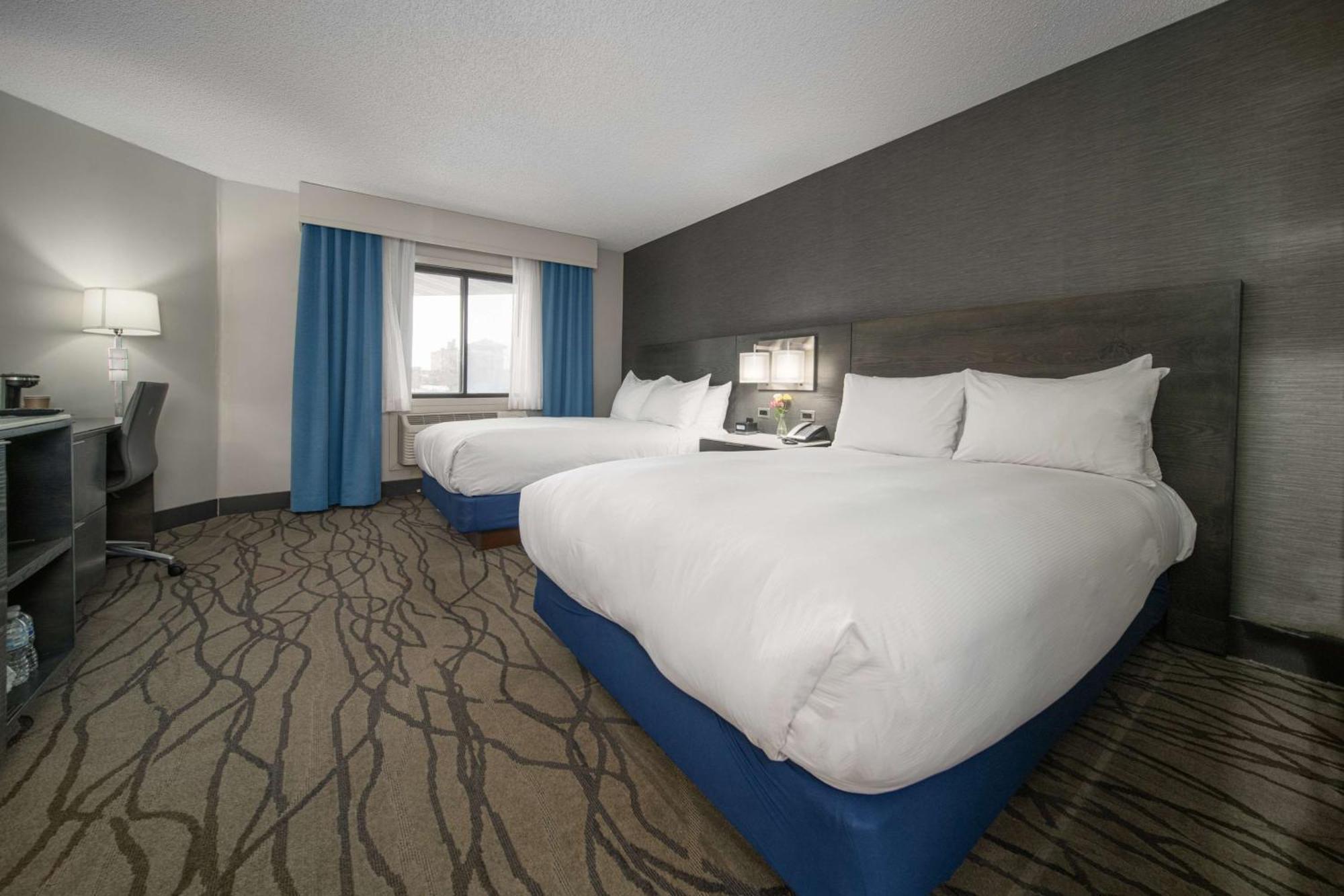 Hotel Doubletree By Hilton Racine Harbourwalk Exterior foto