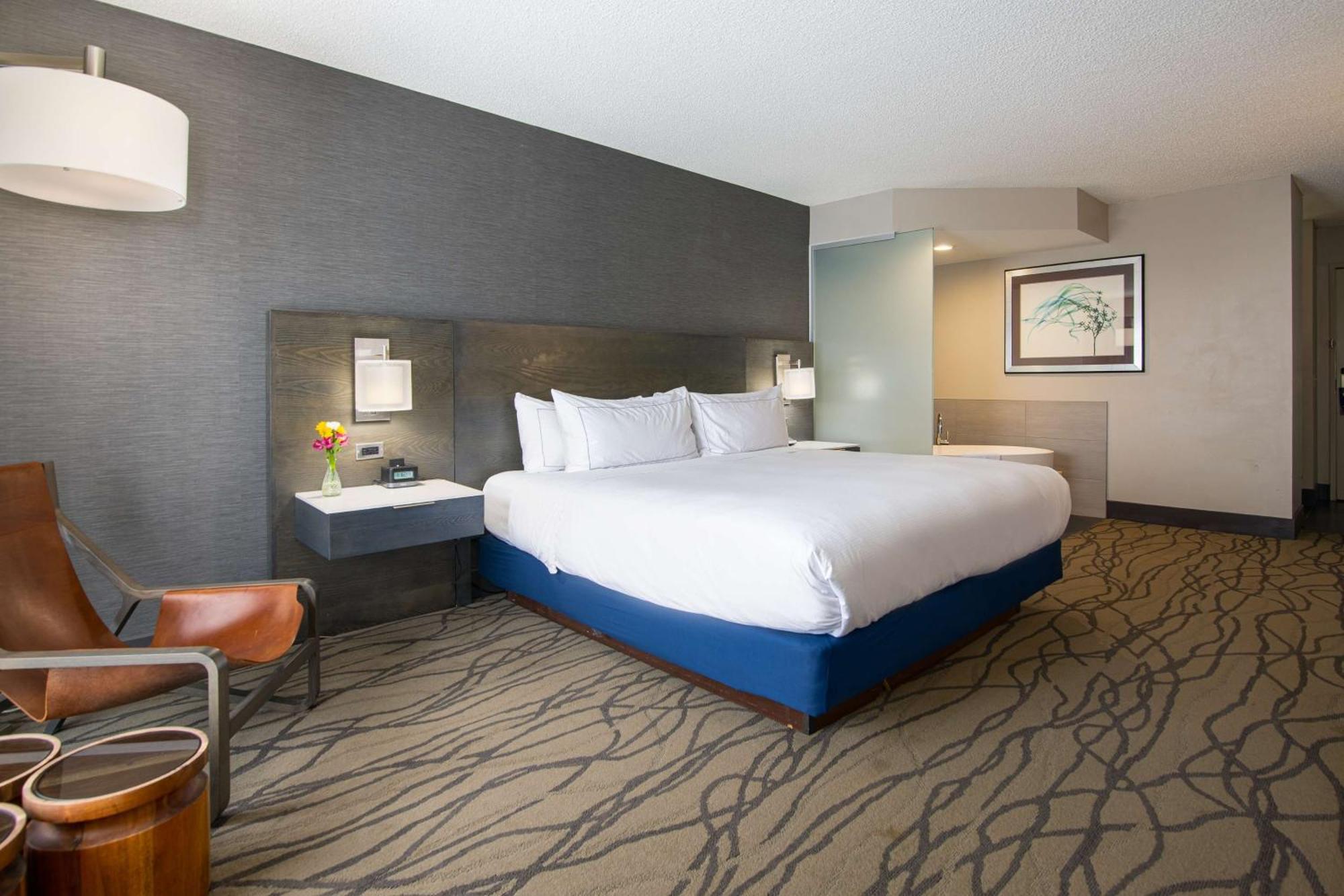 Hotel Doubletree By Hilton Racine Harbourwalk Exterior foto